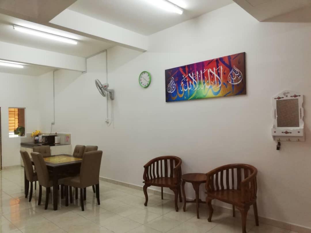 Faeyz Homestay Pertam Jaya 말라카 외부 사진