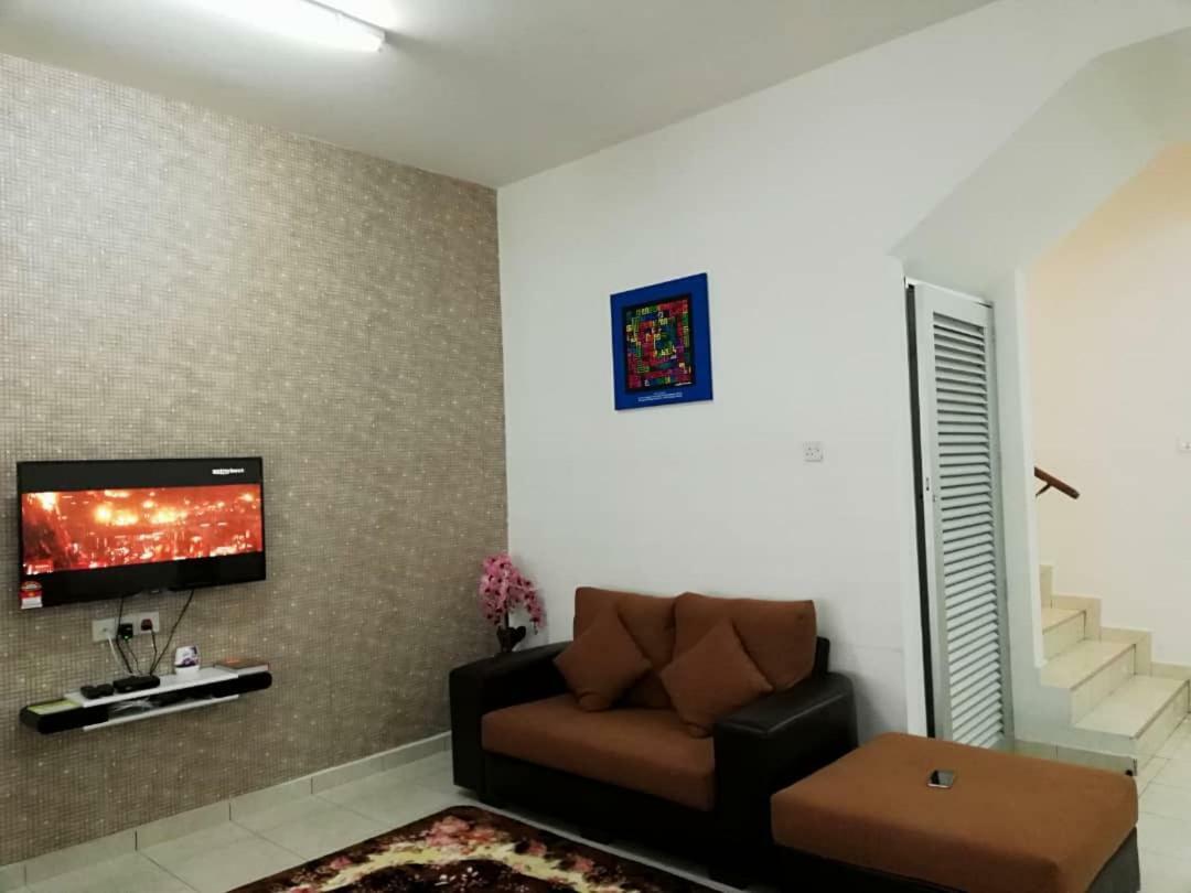 Faeyz Homestay Pertam Jaya 말라카 외부 사진